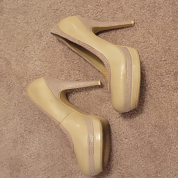 XOXO heals - Picture 4 of 4